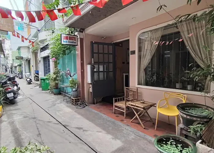 Long Hostel