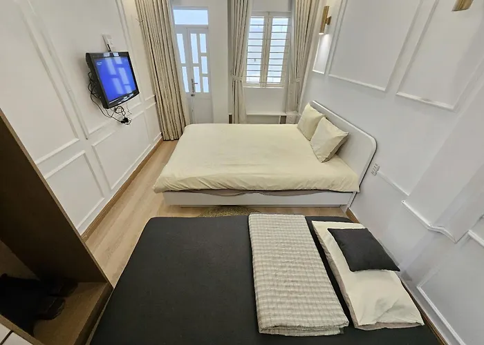Loco'S Fullhouse 3Beds2Brs3Wc